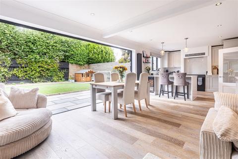 92 Coopersale Common, Coopersale, Epping, CM16 7QU