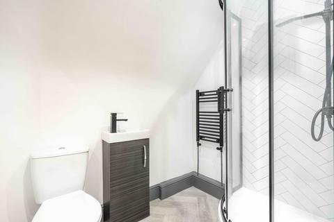 undefined, Large room with ensuite, 22 Yarborough Road