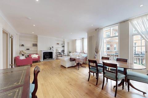 3 bedroom apartment for sale, Cheyne Court, London, SW3