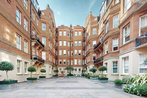 3 bedroom apartment for sale, Cheyne Court, Chelsea, London, SW3