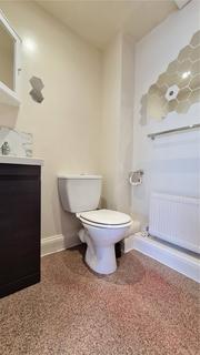 Studio to rent, Woodland Way, London, NW7