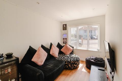 25 Hunters Way, Bristol, BS34 7EP