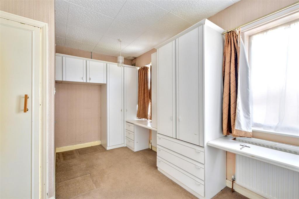 Bedroom 2 2.jpeg