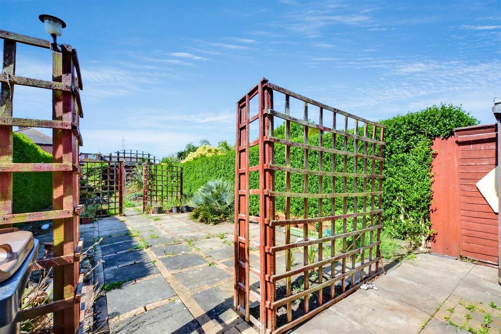 Garden 1.jpeg