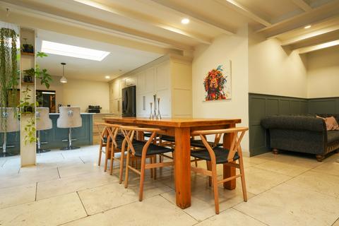 5 bedroom detached house for sale, Leckhampton High School Catchment
