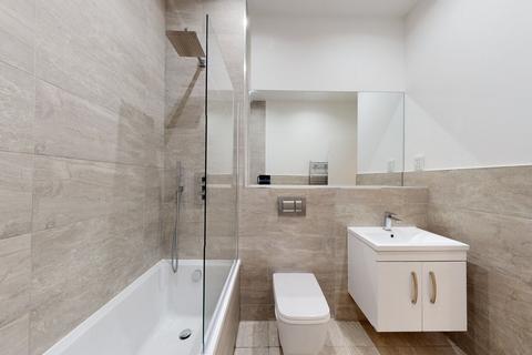 1 bedroom ground floor flat to rent, Riverbank Way