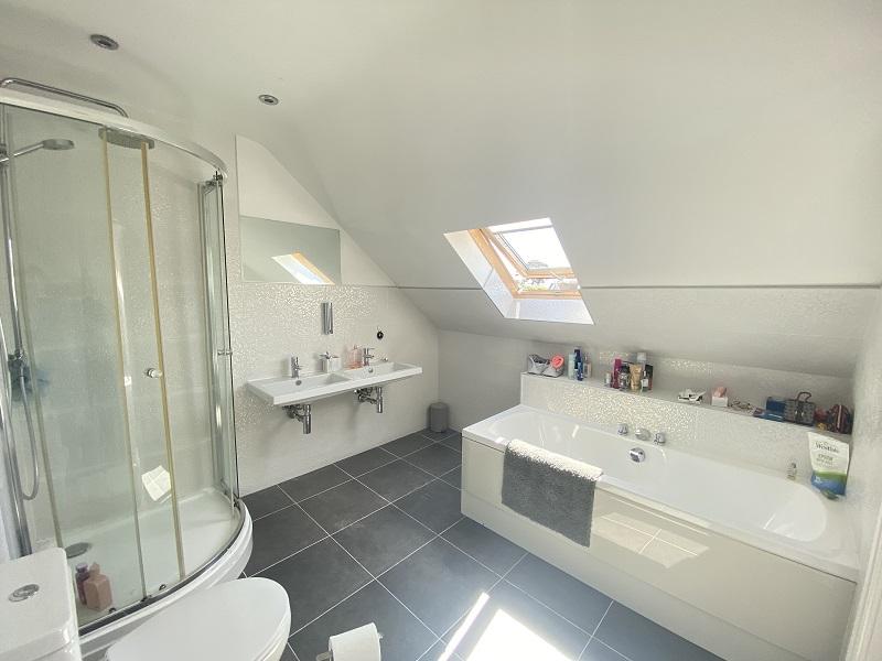 En suite