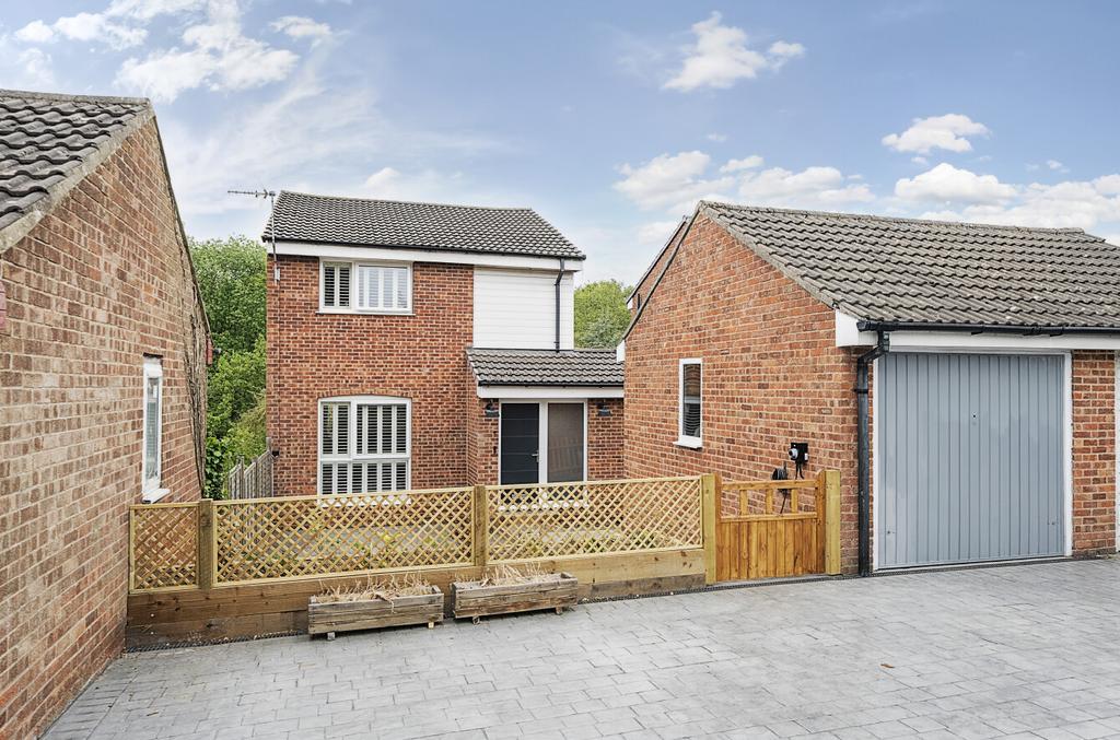 Front/Garage