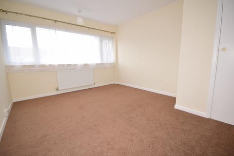 3 bedroom terraced house to rent, Beaumont Drive Northfleet DA11