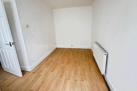76a Hamlet Road, Southend-on-sea, SS1 1HH