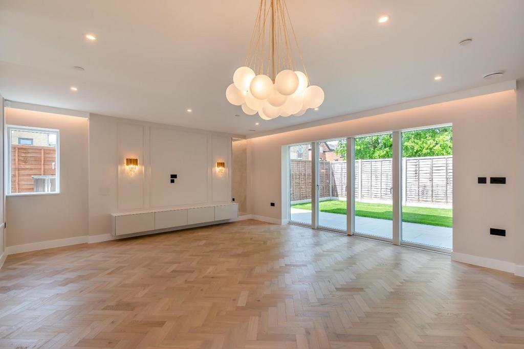 8646030-interior26.jpg