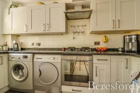 33 Langdale, Great Notley, Braintree, CM77 7XA