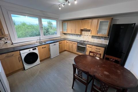 3 bedroom flat to rent, Bankhead Road, Bucksburn, Aberdeen, AB21