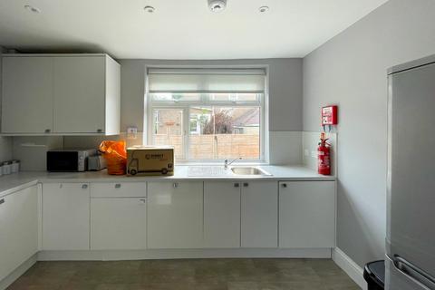 8 Ashdene Avenue, Bristol, BS5 6QH