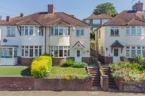Summerhill Avenue, Newport