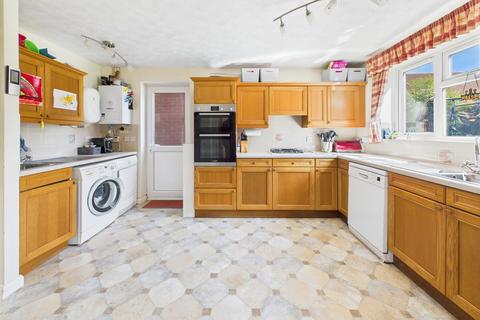 14 Daffodil Close, Abbeymead, Gloucester, GL4 4AF