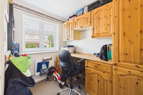 14 Daffodil Close, Abbeymead, Gloucester, GL4 4AF