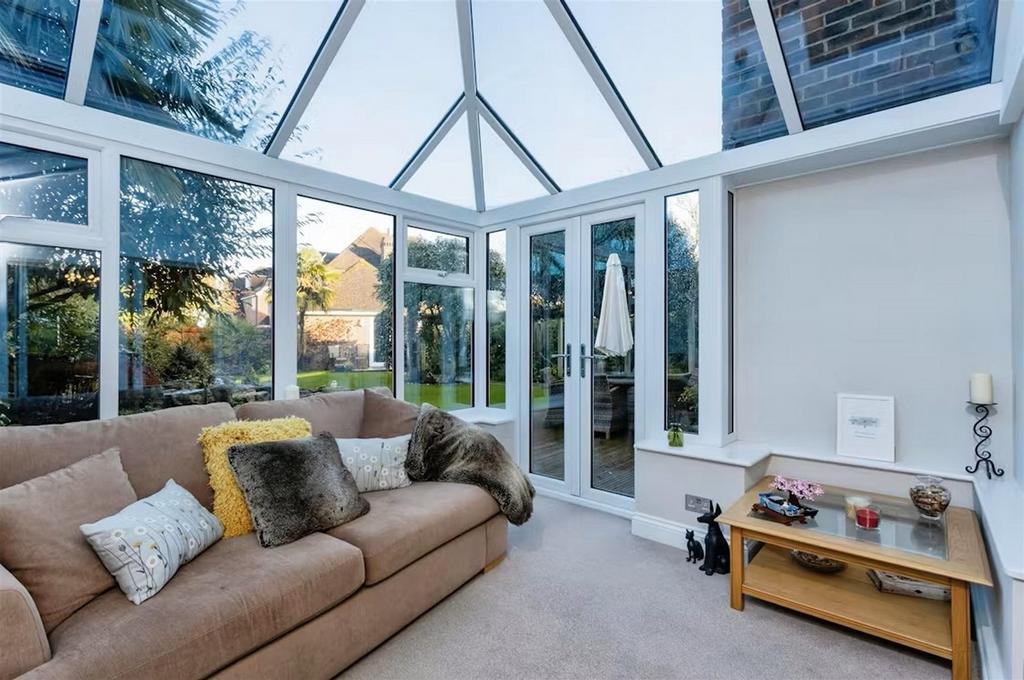 V Conservatory
