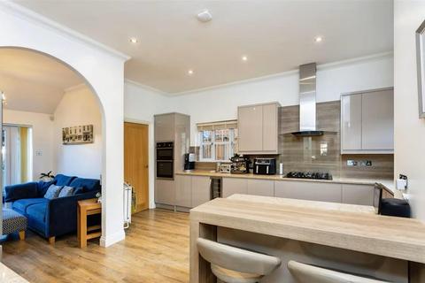 5 bedroom detached house for sale, Lime Trees, Tonbridge TN12