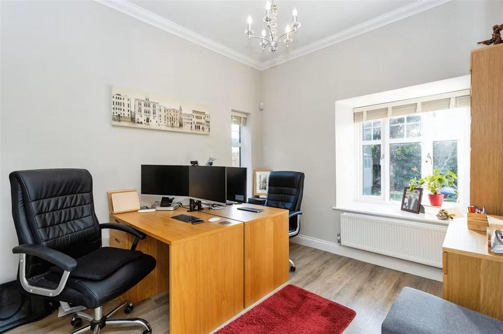 V Office