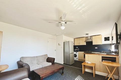 2 bedroom flat for sale, St Anns Close, Newcastle upon Tyne, NE1