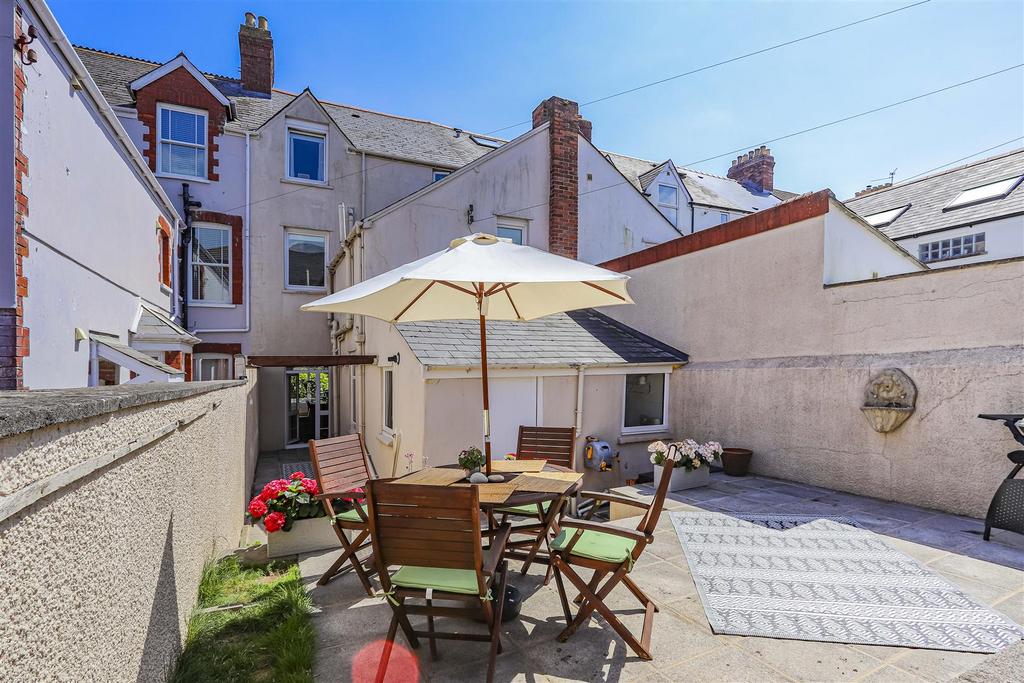 The Parade -46.jpg
