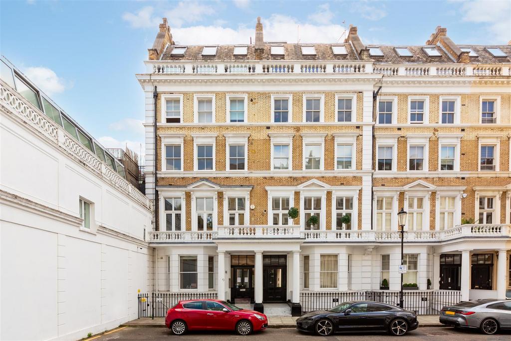4, 9-11 Manson place, SW7 5 LT-8.jpg