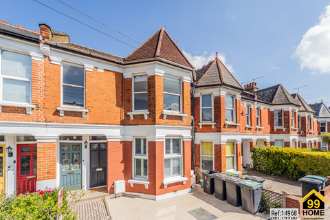 albert road, London, N22