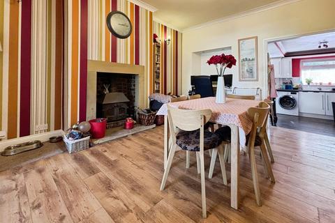 15 Norman Lane, Bradford, BD2 2LB
