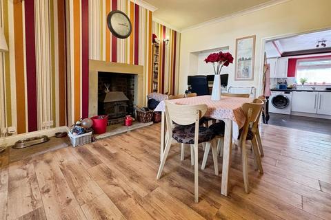 15 Norman Lane, Bradford, BD2 2LB