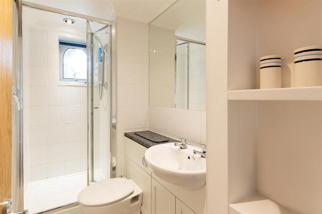 Shower Room En-Suite