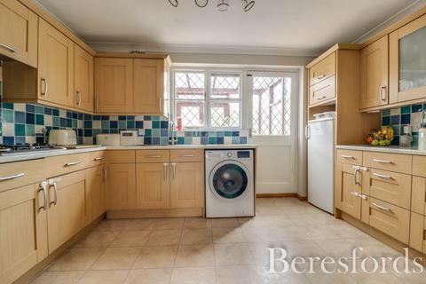 49 Ellen Way, Great Notley, Braintree, CM77 7XG