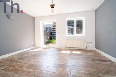 4 bedroom semi-detached house for sale, The Avenue, Totland Bay PO39