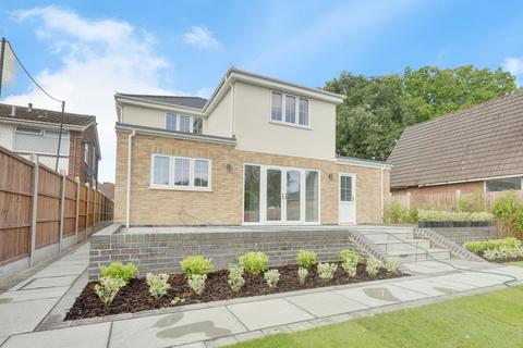 undefined, Rayleigh Road, Leigh-on-sea, SS9