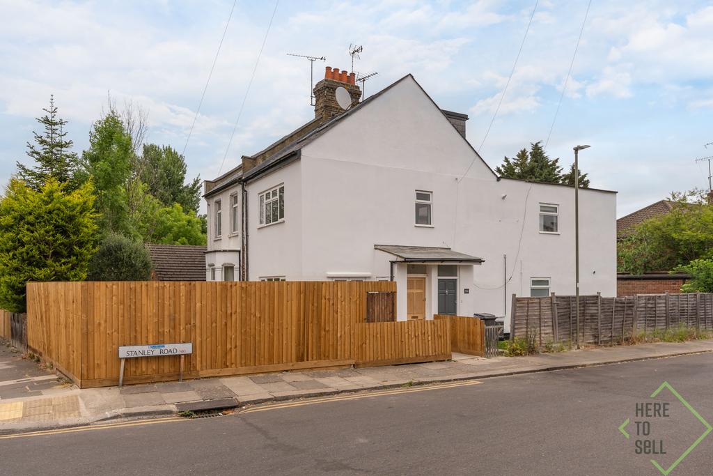 Pembroke Road, London , N10 2 HT-25 (1)