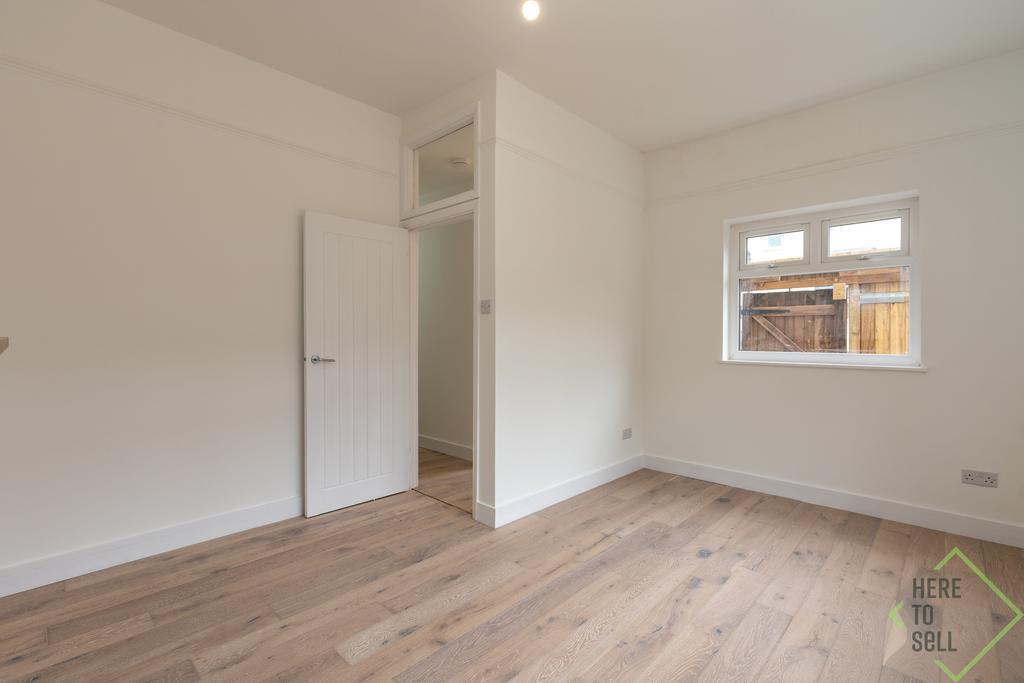 Pembroke Road, London , N10 2 HT-25 (11)