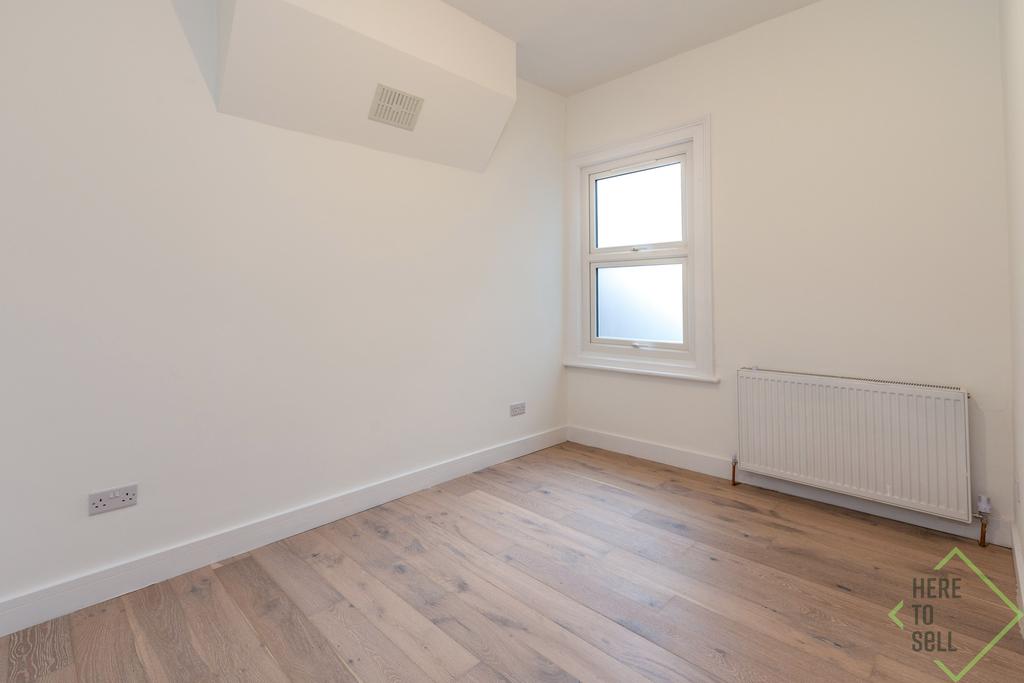 Pembroke Road, London , N10 2 HT-25 (2)