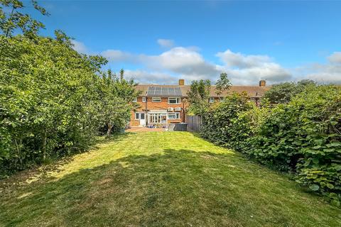 211 Clun Road, Wick, Littlehampton, BN17 7ES