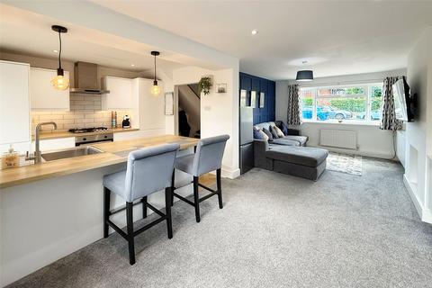 211 Clun Road, Wick, Littlehampton, BN17 7ES
