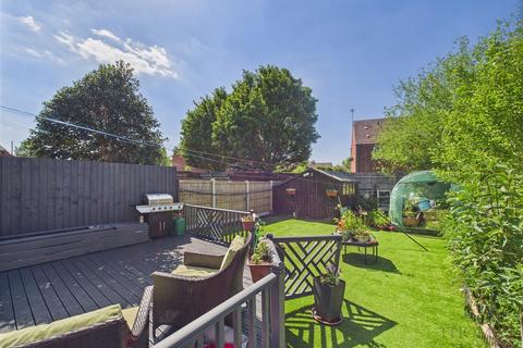 3 bedroom semi-detached house for sale, Churchill Drive, Ruddington, Nottingham
