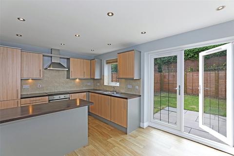 3 bedroom house for sale, Highfield Court, Ossett, West Yorkshire, WF5