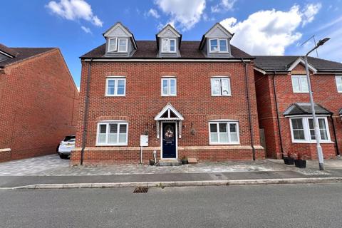 5 bedroom detached house for sale, Brown Close, St Crispin, Northampton NN5