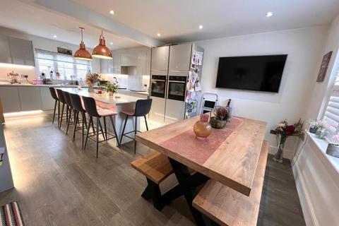 5 bedroom detached house for sale, Brown Close, St Crispin, Northampton NN5
