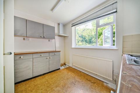 5 Midhurst Hill, Bexleyheath, DA6 7NP