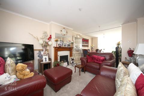 undefined, Kinross Crescent, Luton, Bedfordshire, LU3