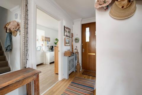 4 Edwards Close, Kings Worthy, Winchester, SO23 7HX