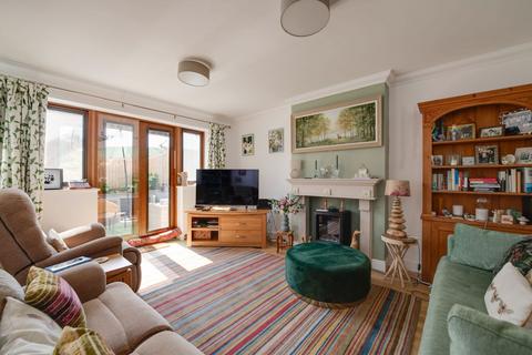 4 Edwards Close, Kings Worthy, Winchester, SO23 7HX