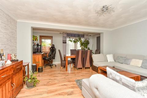 3 bedroom end of terrace house for sale, Blythe Close, Sittingbourne ME10