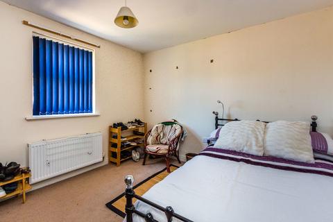 3 Batsmans Drive, Rushden, NN10 6EW