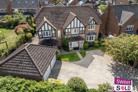 96 Broadmanor, Pocklington, York, YO42 2GB